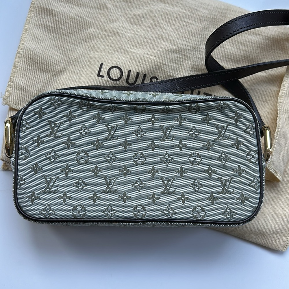 Louis Vuitton monogram messenger bag - Picture 2 of 6